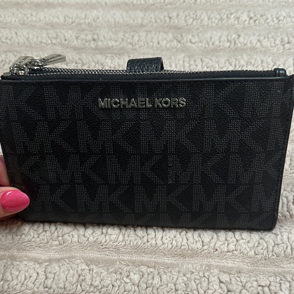 Michael Kors Handbags - Michael Kors Black Logo Zip Wallet